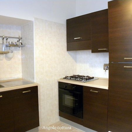 Residenza Mazzini Foligno Ruang foto